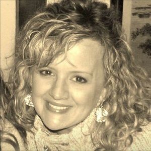 Meet your Posher, Tara